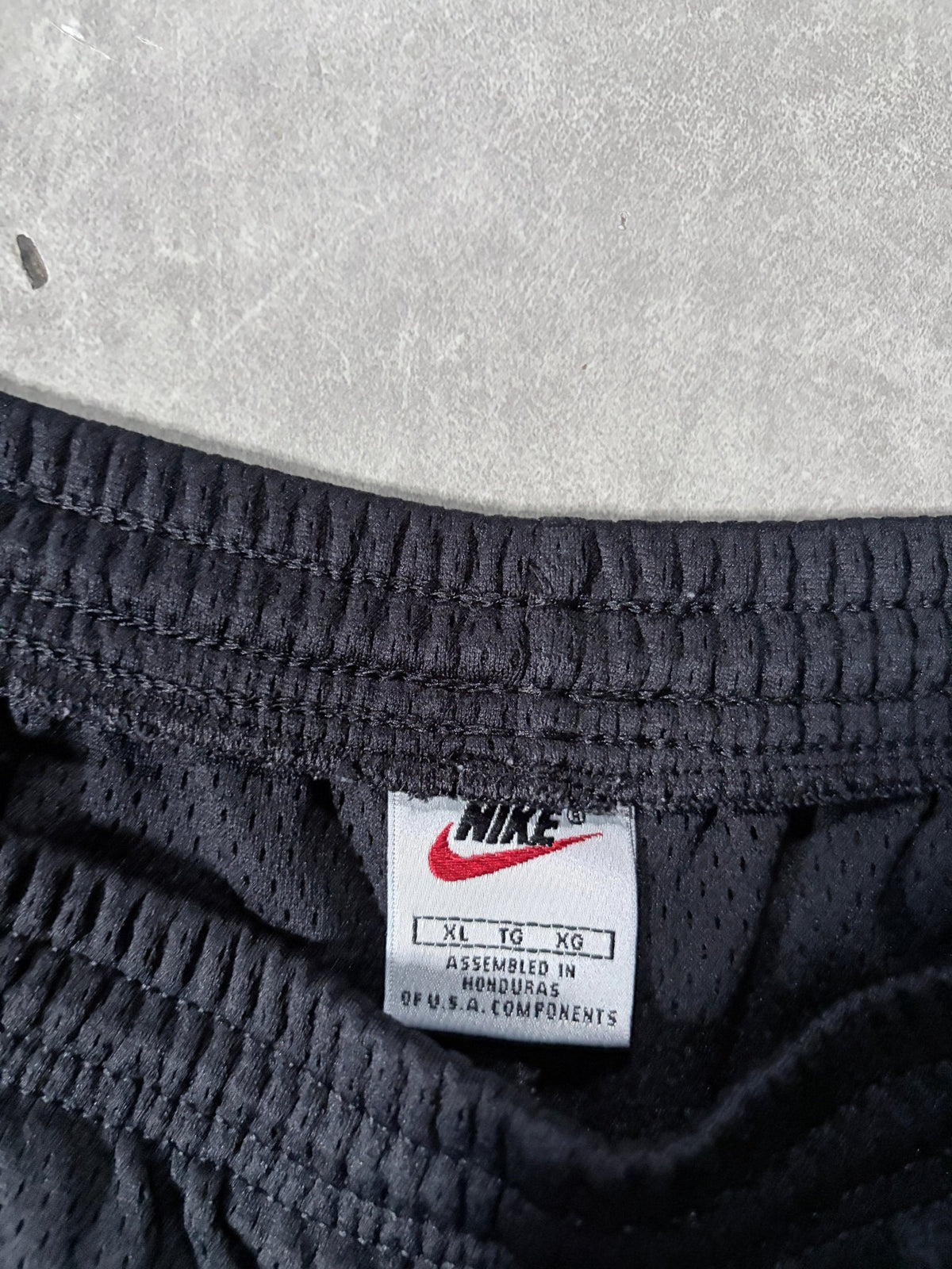 90s Vintage Nike Black Mesh Shorts -XL - XL | Martin City Vintage