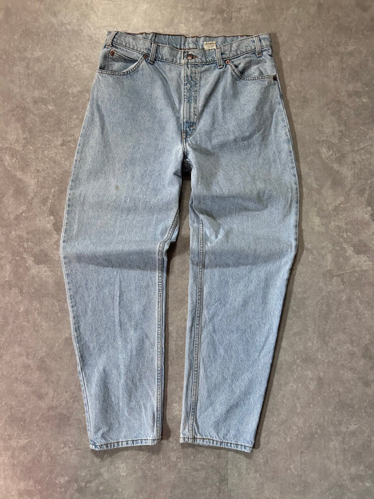 90s Vintage Levi's 550 Light Wash Jeans Size 36 x 32 - 36 | Martin City Vintage