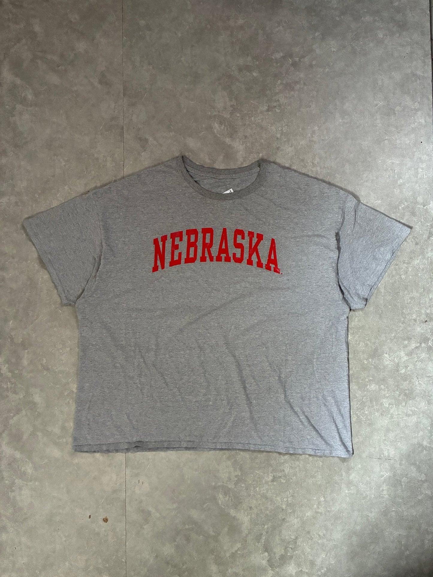 2000s Vintage Nebraska Cornhuskers Block Letters Grey T-Shirt -XXL - XXL | Martin City Vintage
