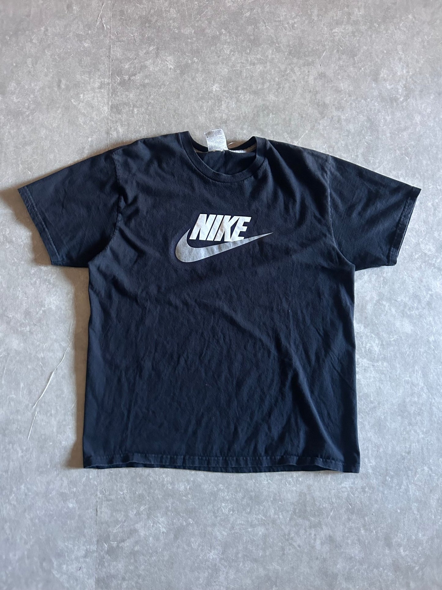 2000s Vintage Nike Grey Swoosh Black T Shirt Size L - | Martin City Vintage