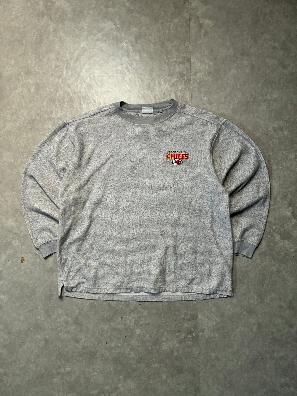 90s Vintage Kansas City Chiefs Minimal Grey Crewneck -XL - XL | Martin City Vintage