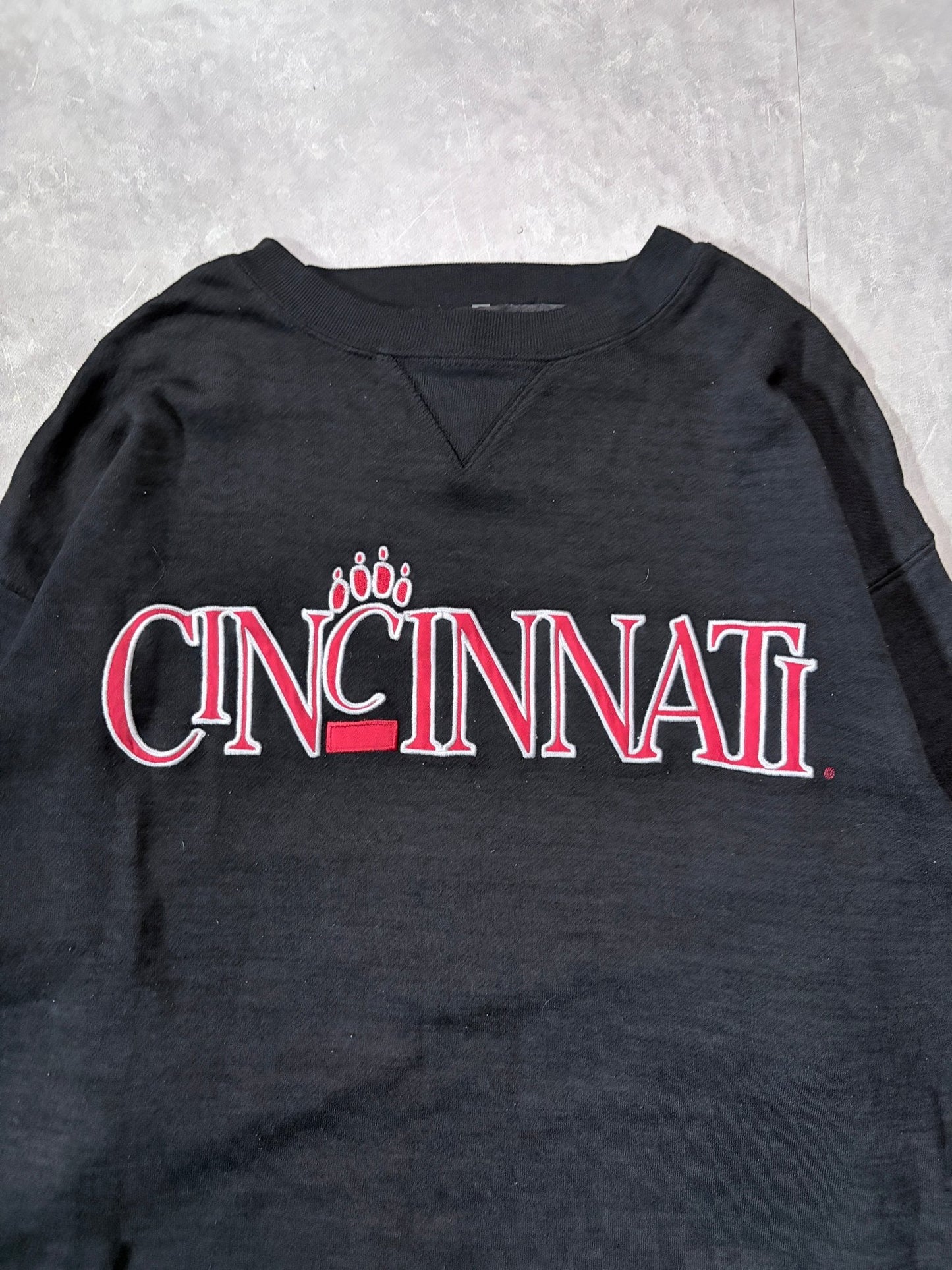 2000s Vintage Cincinnati Bearcats Embroidered Black Crewneck -M - M | Martin City Vintage