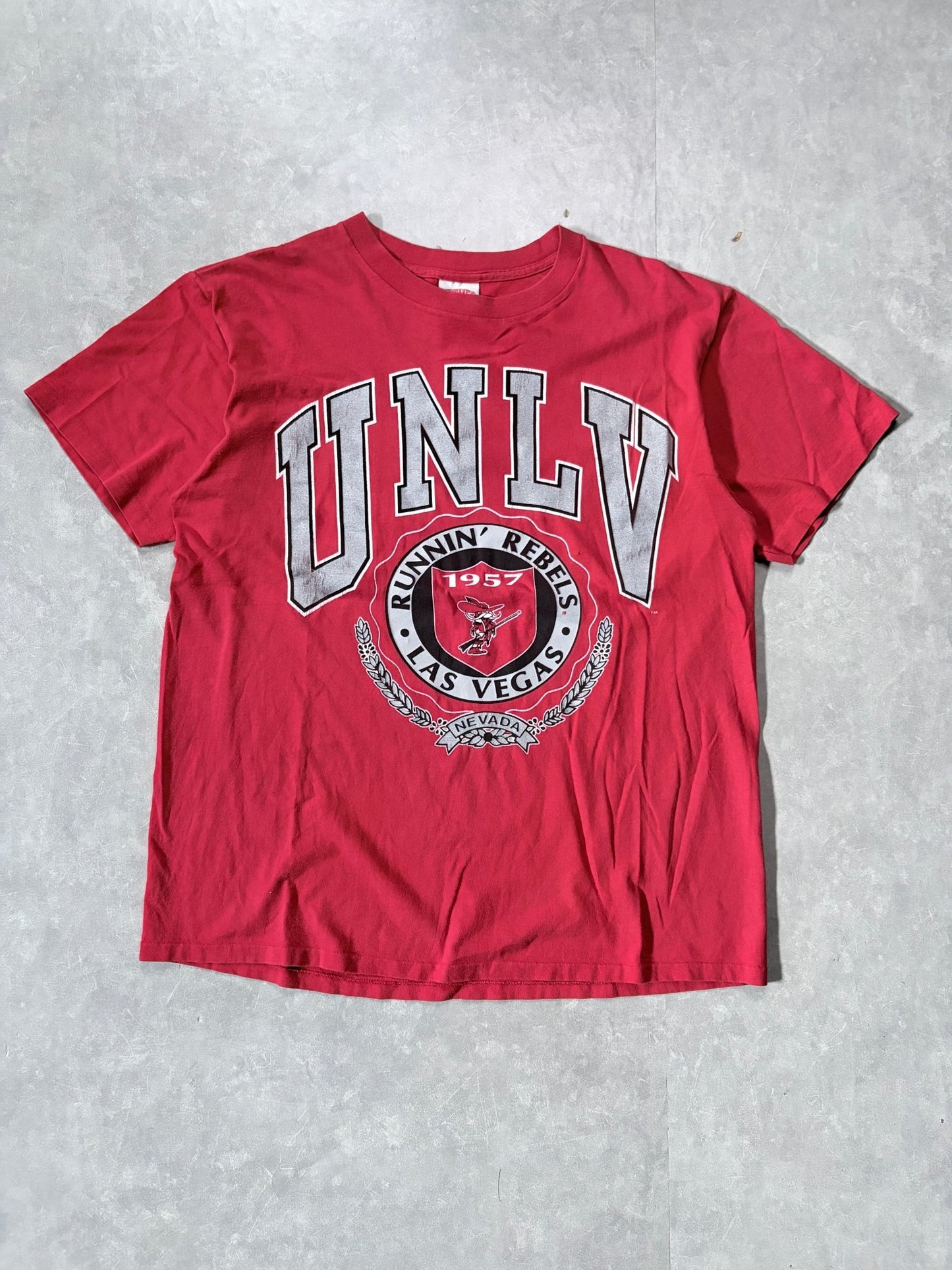 90s Vintage UNLV Rebels Red Crest Nutmeg Red T-Shirt -XL