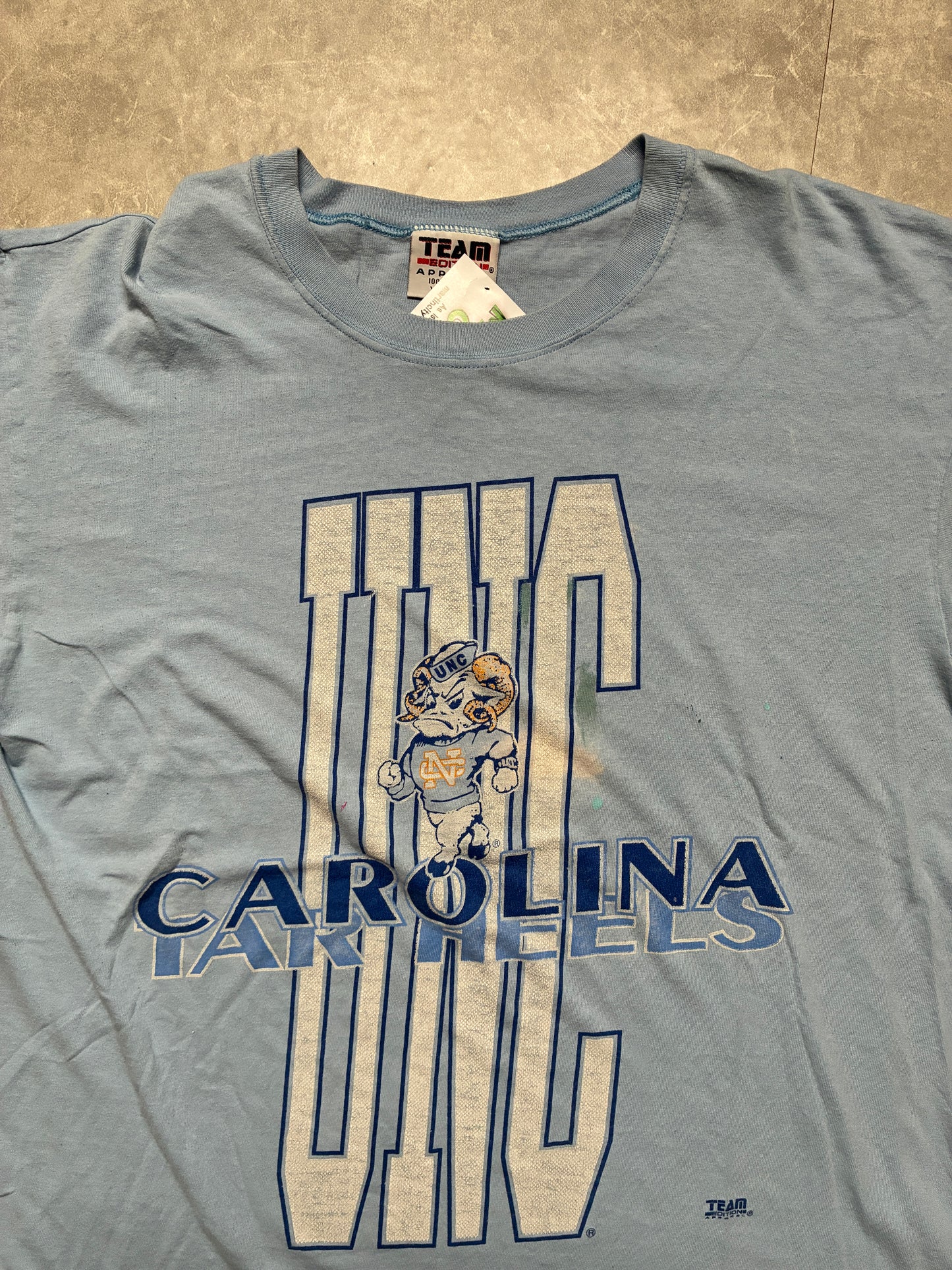 90s Vintage North Carolina Tarheels Distressed Light Blue T-Shirt -XL