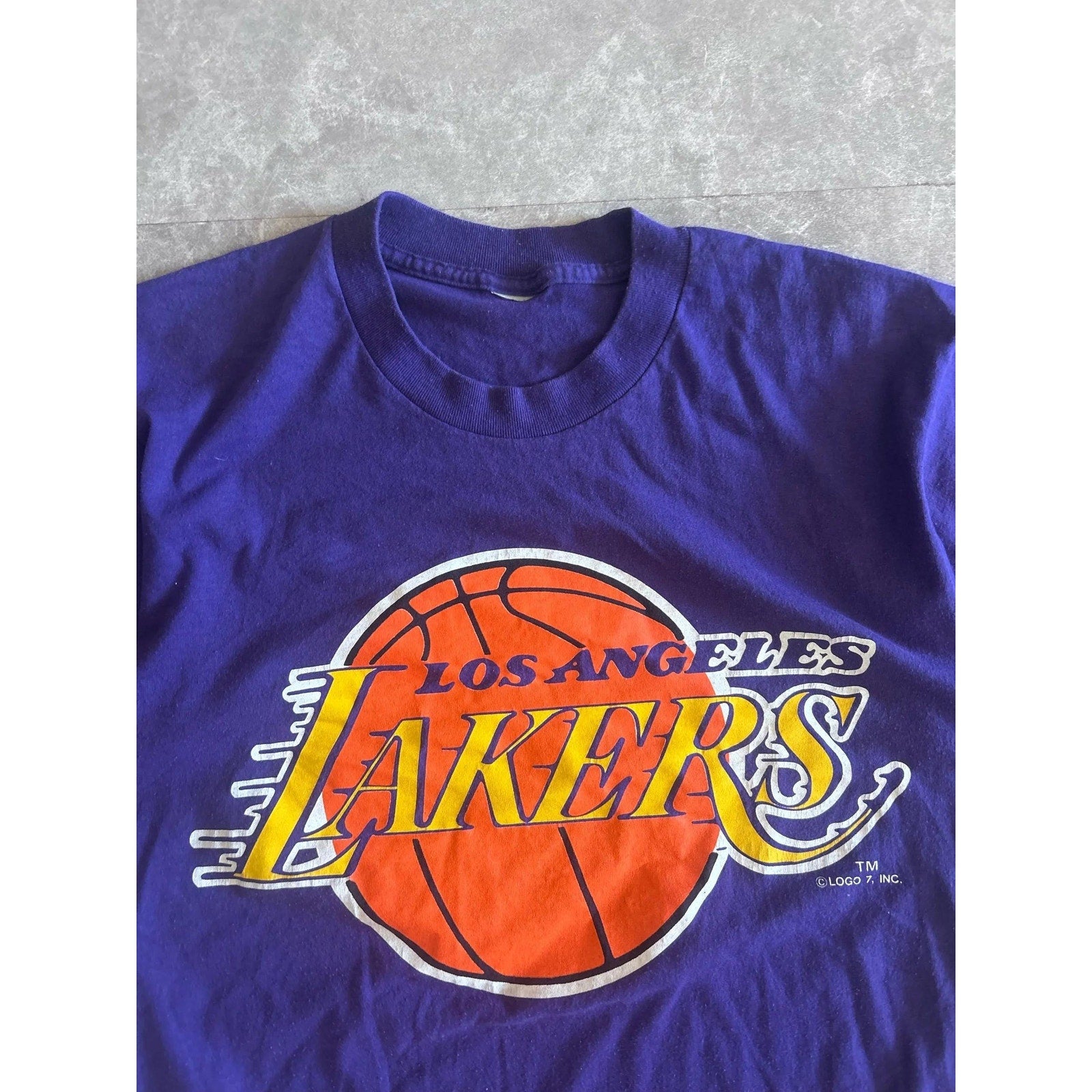 90s Vintage Los Angeles Lakers Purple T Shirt Size M - | Martin City Vintage