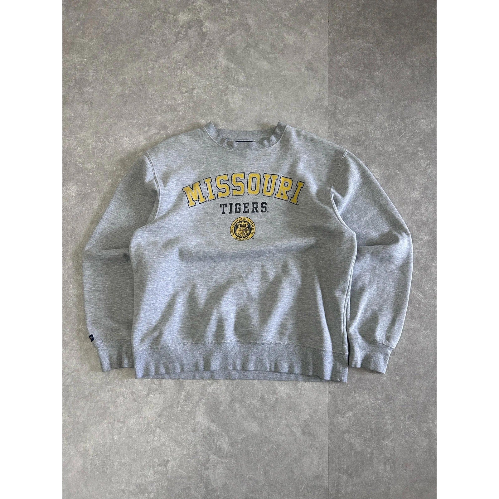 2000s Vintage Missouri Tigers Grey Crewneck Size L - | Martin City Vintage
