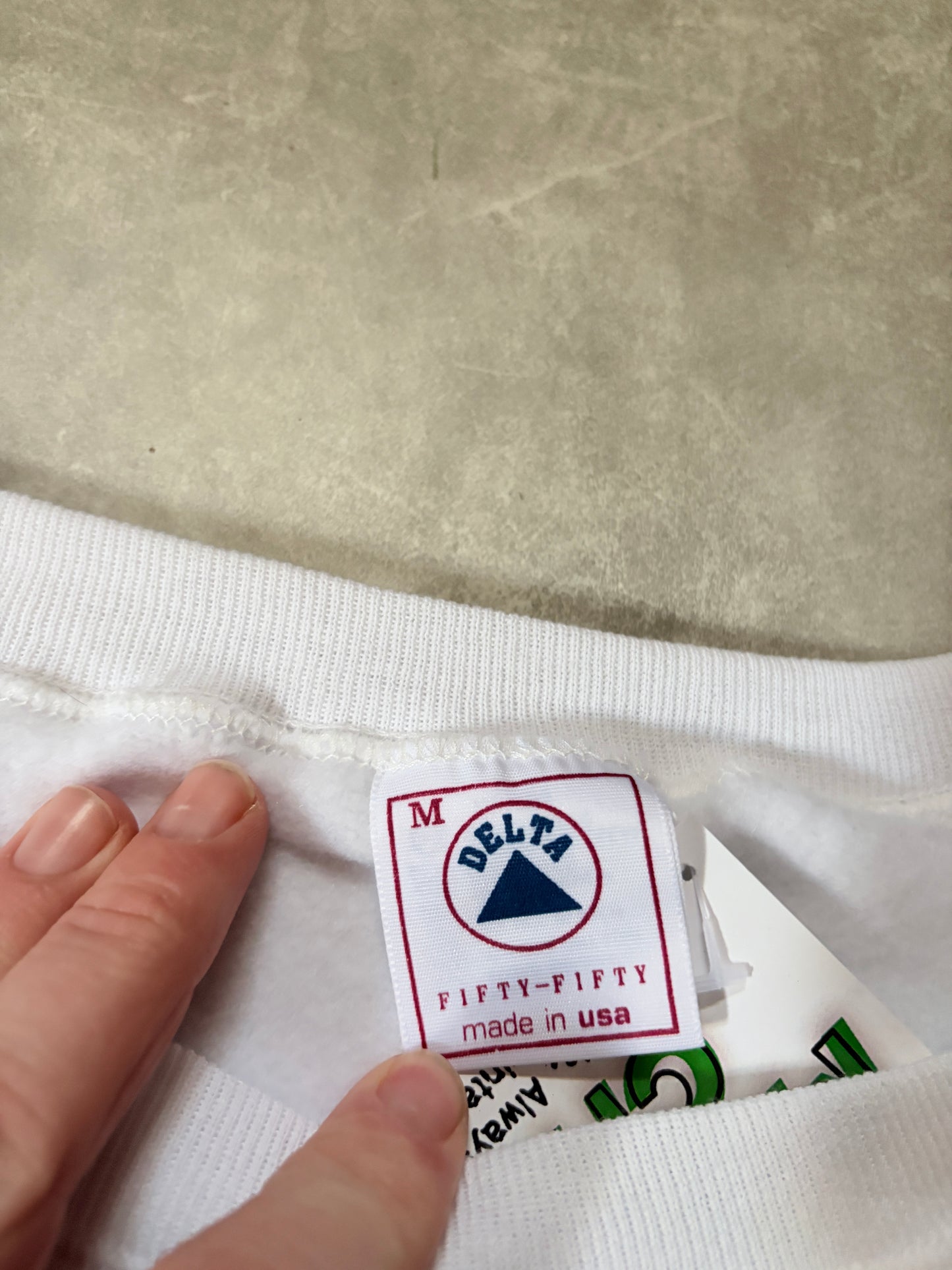 1994 Vintage FIFA World Cup USA Deadstock White Crewneck -M