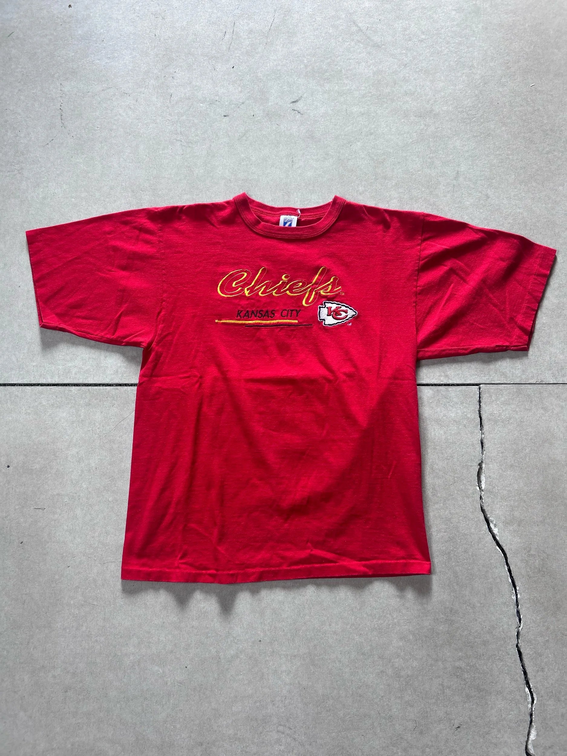 90s Vintage Kansas City Chiefs Logo7 Embroidered Red T Shirt Size M - | Martin City Vintage