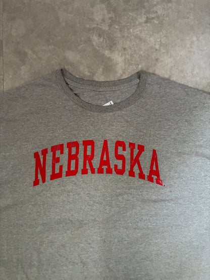 2000s Vintage Nebraska Cornhuskers Block Letters Grey T-Shirt -XXL - XXL | Martin City Vintage
