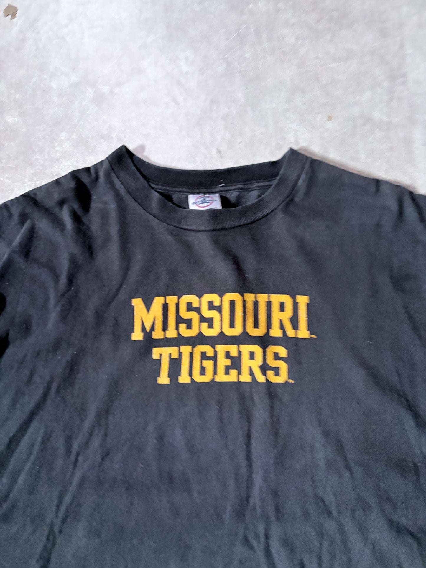2000s Vintage Missouri Tigers Block Letters Black T-Shirt -XXL