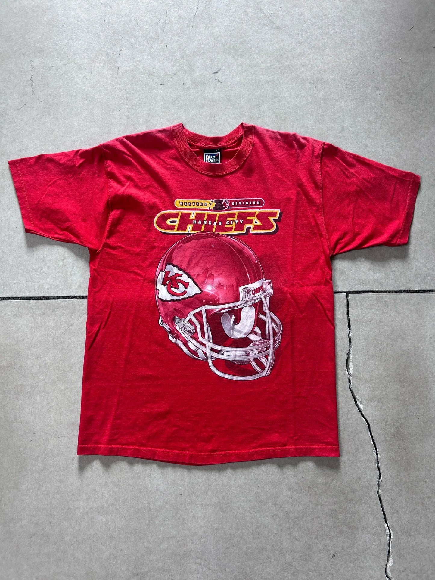 90s Vintage Kansas City Chiefs Pro Player Red Helmet T Shirt Size L - | Martin City Vintage