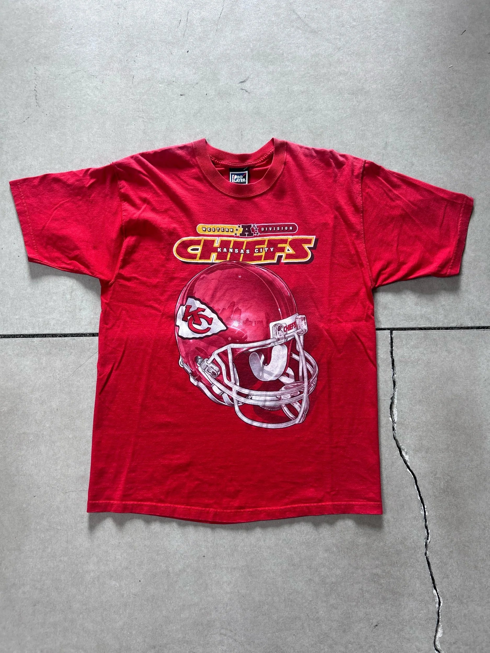 90s Vintage Kansas City Chiefs Pro Player Red Helmet T Shirt Size L - | Martin City Vintage