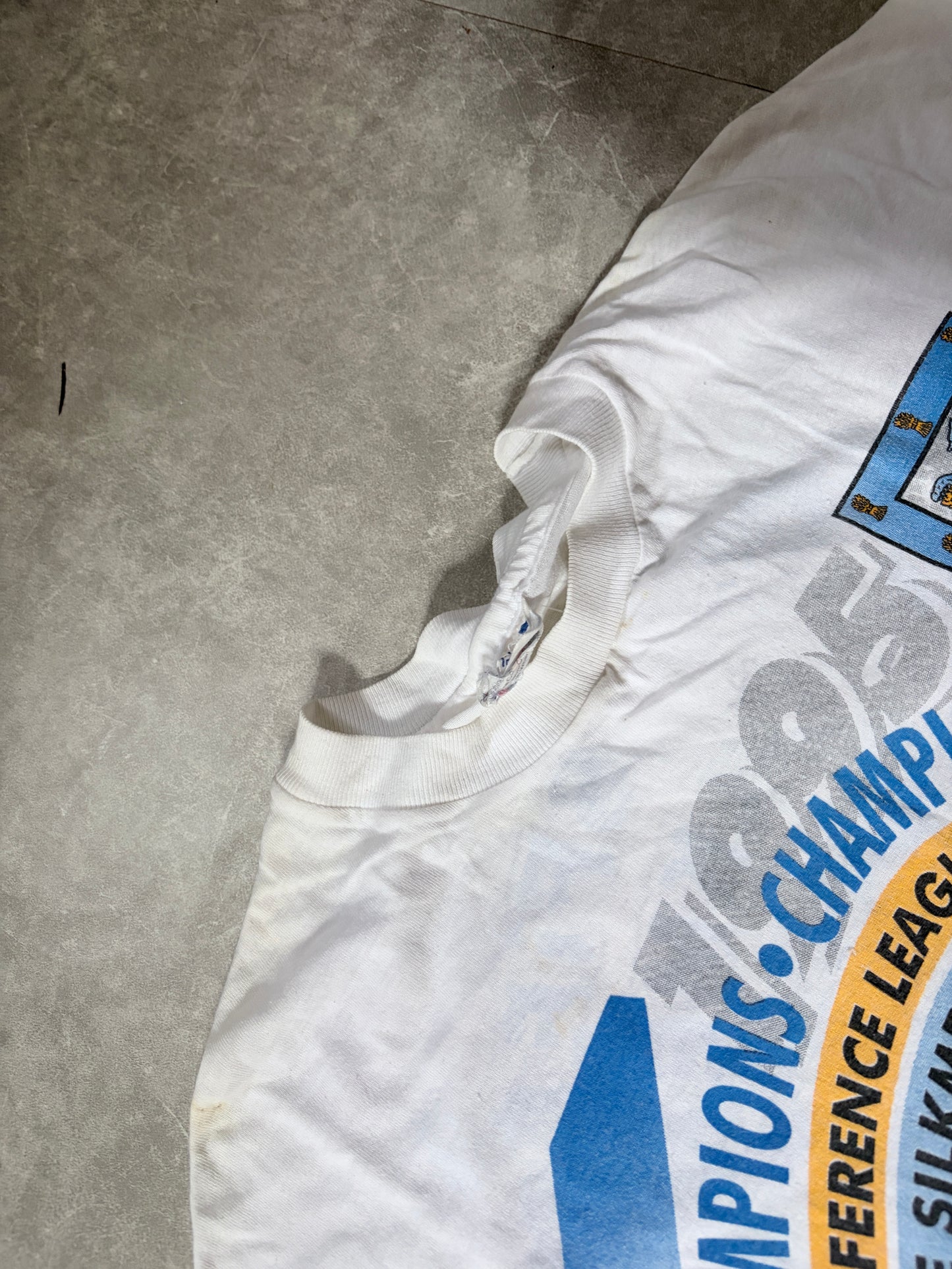 90s Vintage Macclesfield Town Soccer Big Print White T Shirt -XL