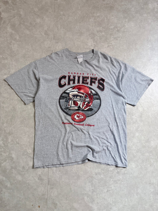 90s Vintage Kansas City Chiefs Helmet Grey T-Shirt -L - L | Martin City Vintage