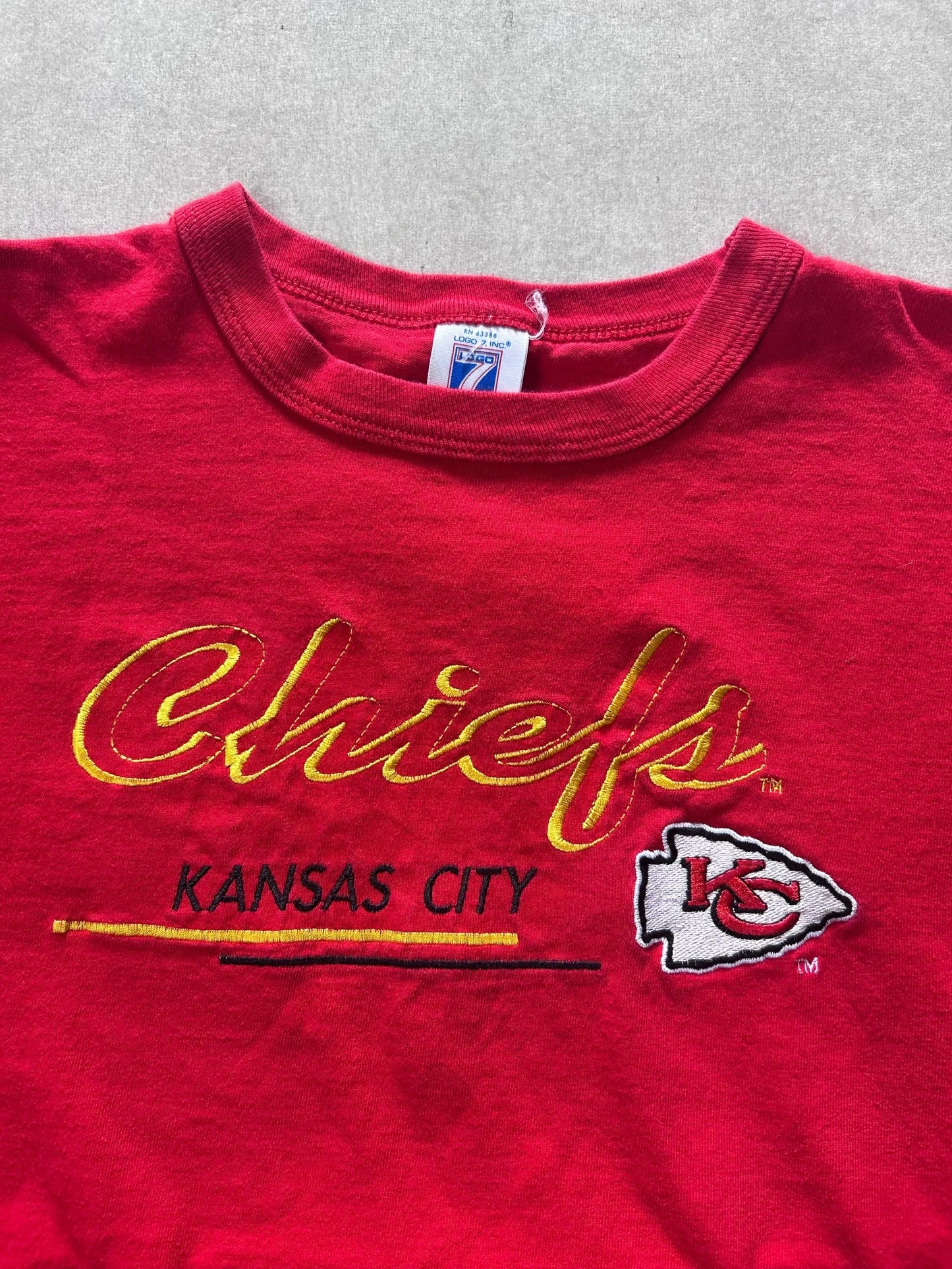 90s Vintage Kansas City Chiefs Logo7 Embroidered Red T Shirt Size M - | Martin City Vintage