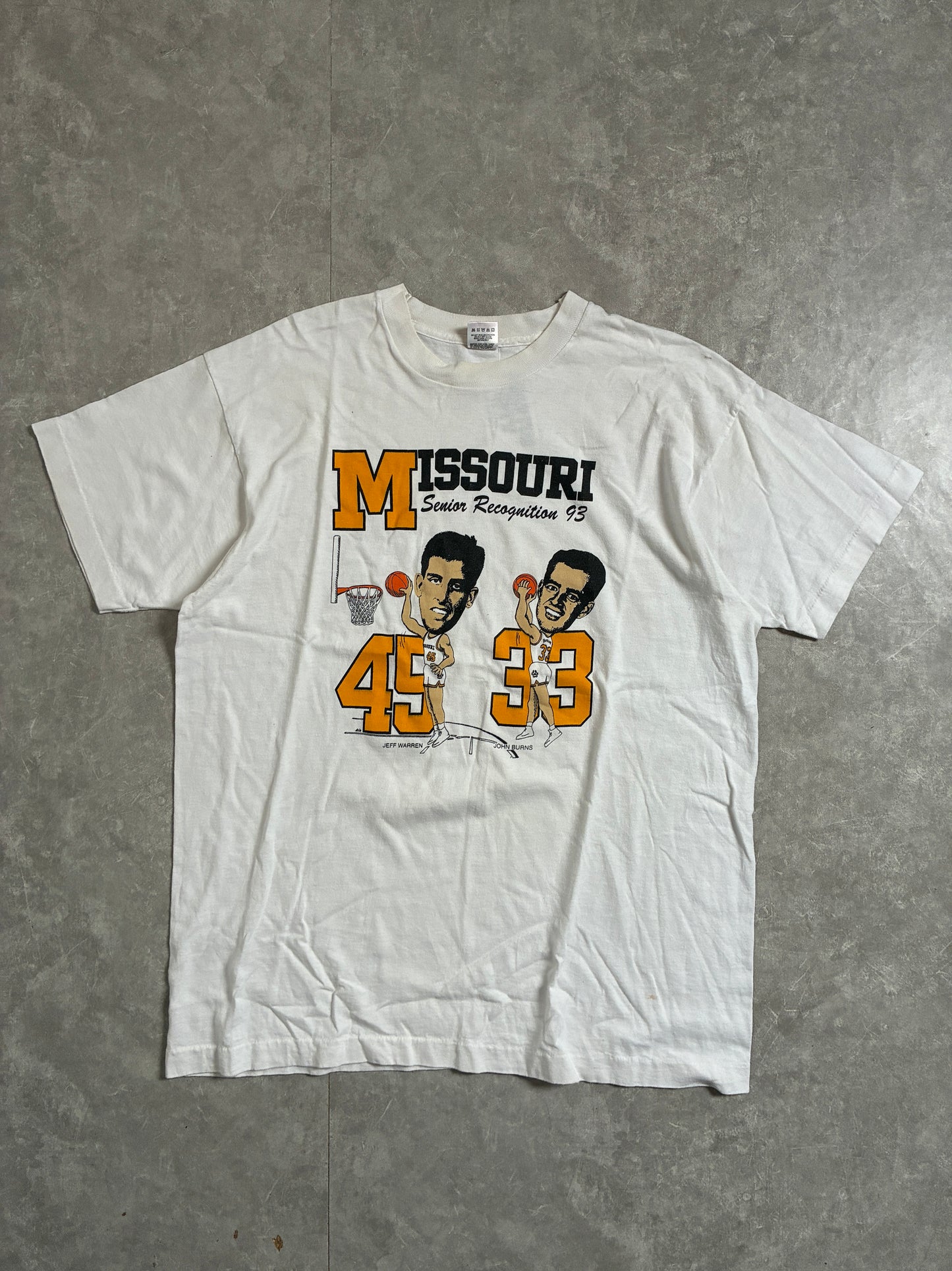 90s Vintage Missouri Tigers Basketball Caricature White T-Shirt -XL