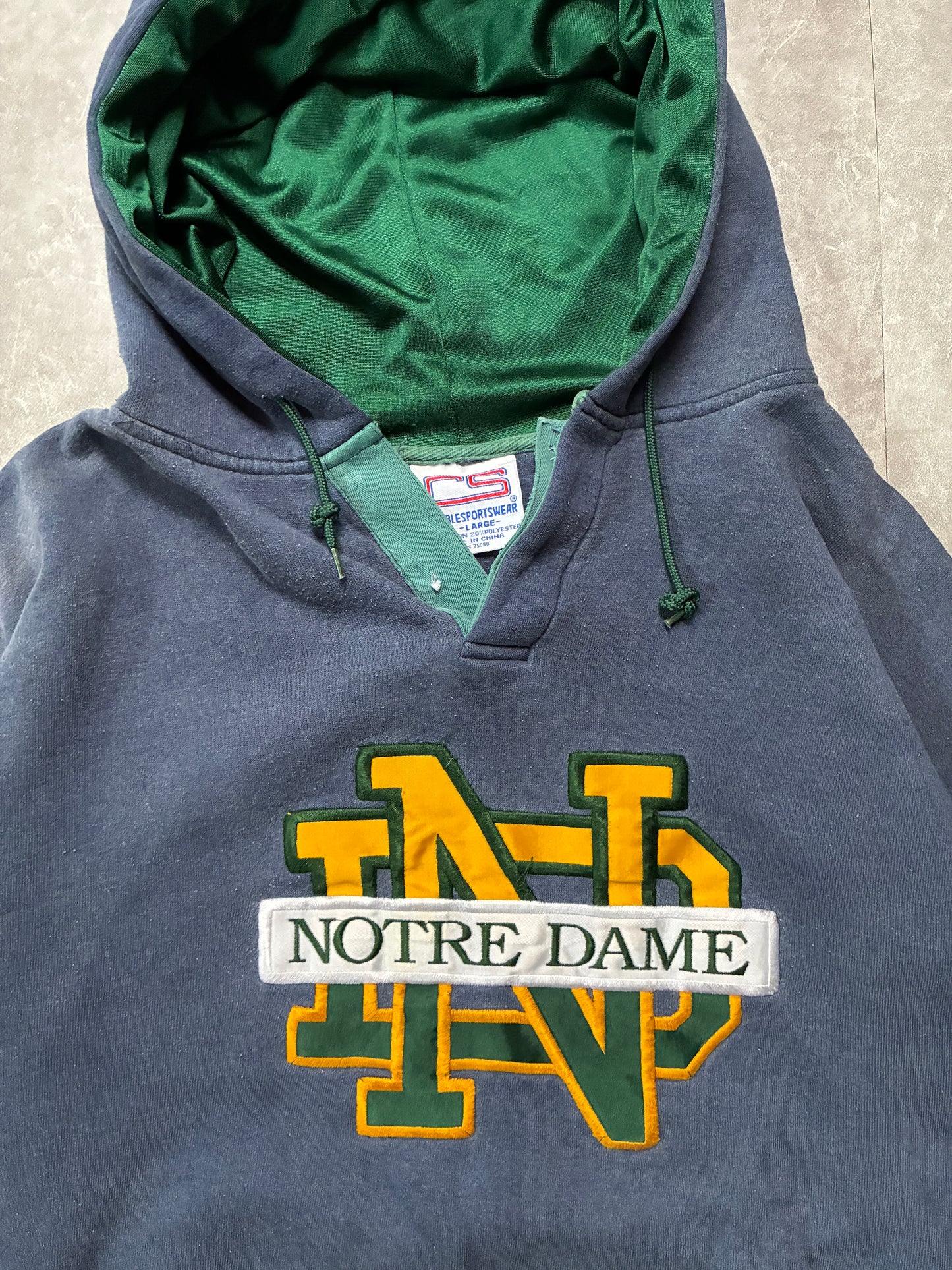 90s Vintage Notre Dame Fighting Irish Faded Grey Hoodie -L