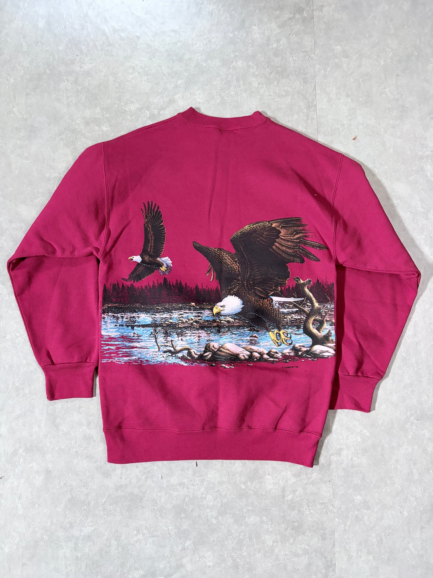 90s Vintage Nature Wrap Around Red Crewneck -L