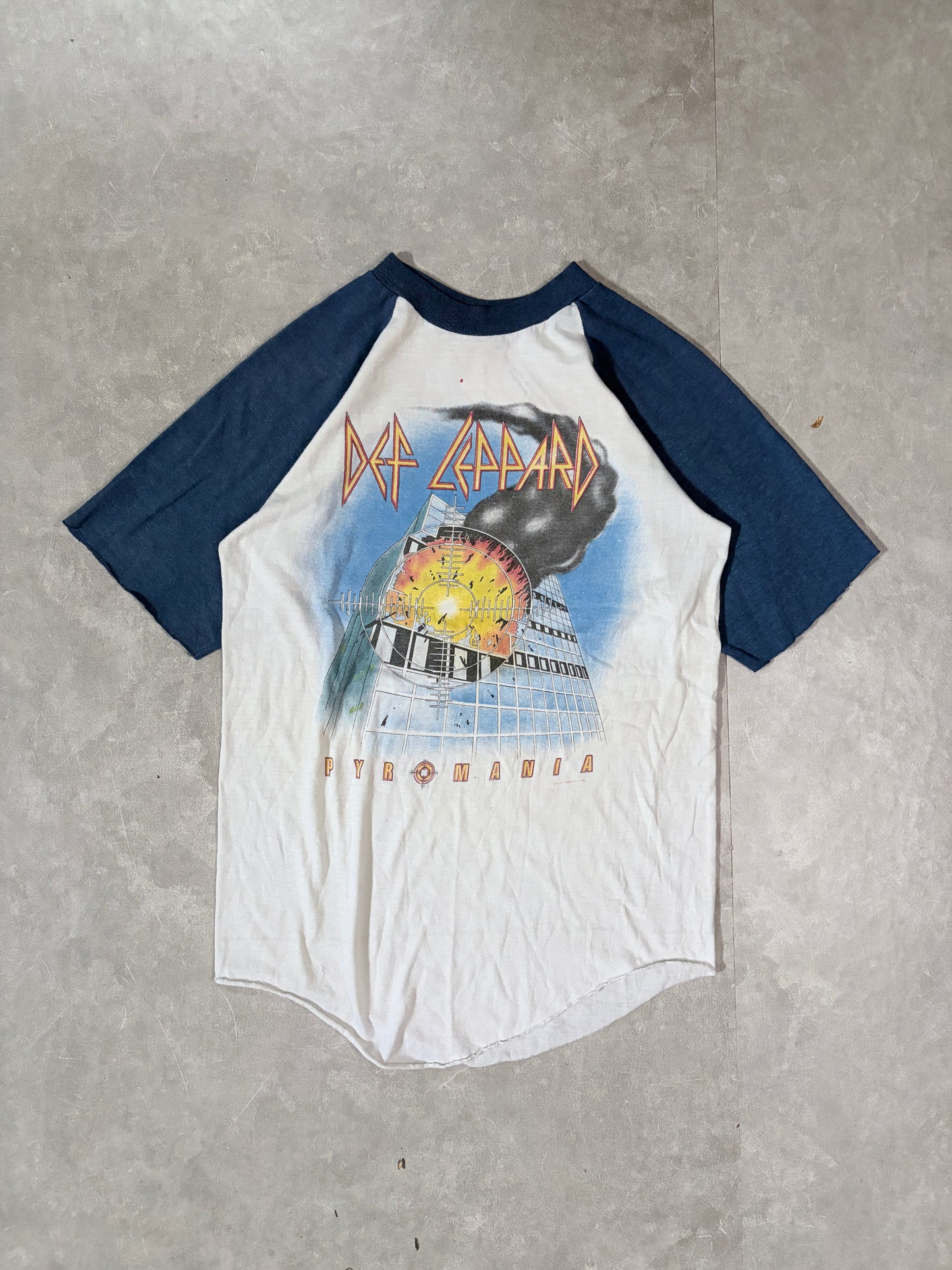1983 Vintage Def Leppard Pyromania 3/4 Sleeve White Band Shirt -M