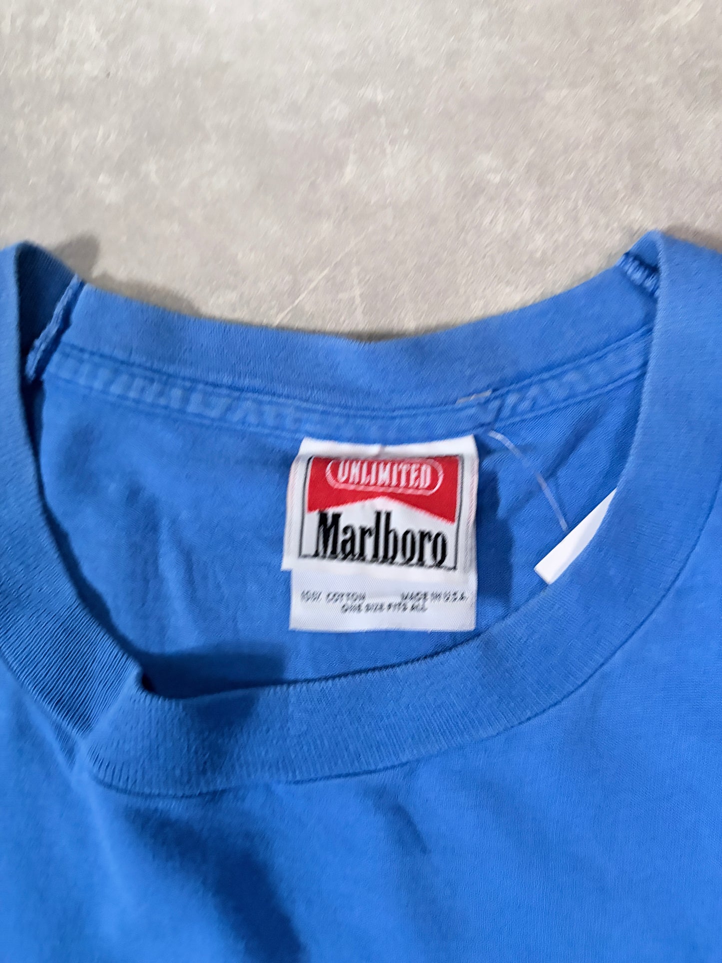 90s Vintage Marlboro Unlimited Wolf Blue T-Shirt -XL