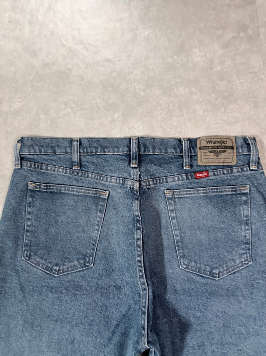 2000s Vintage Wrangler Jorts -36W - 36 | Martin City Vintage