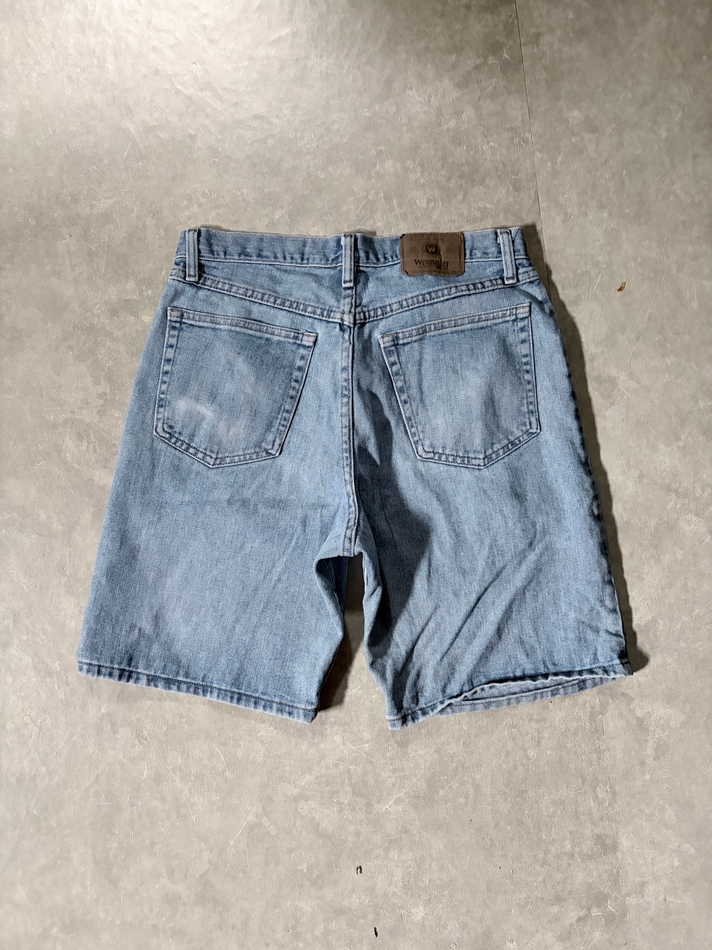 2000's Vintage Wrangler Light Wash Jorts Full Back View