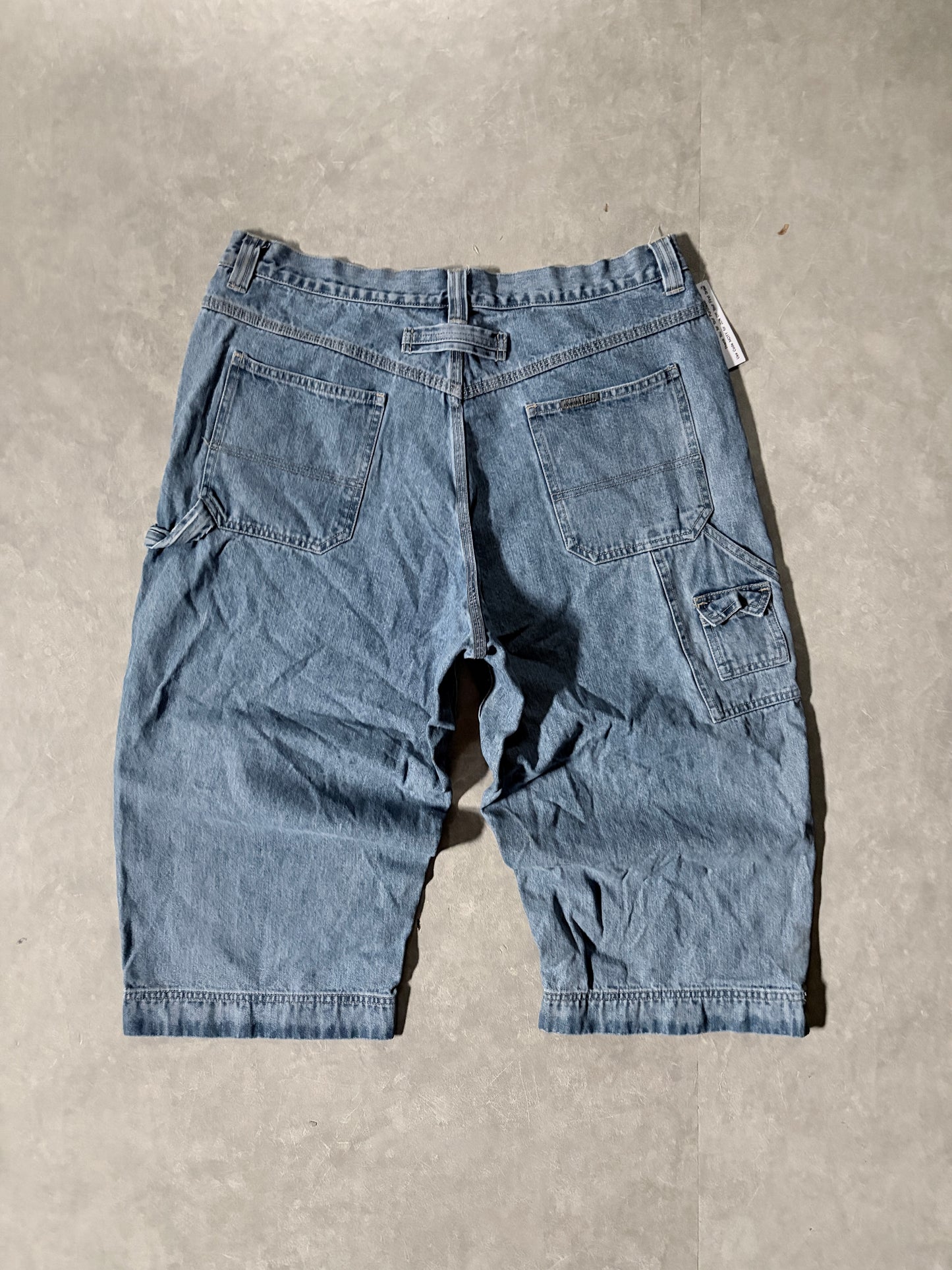 90s Vintage Lee 3/4 Light Wash Jorts -36W