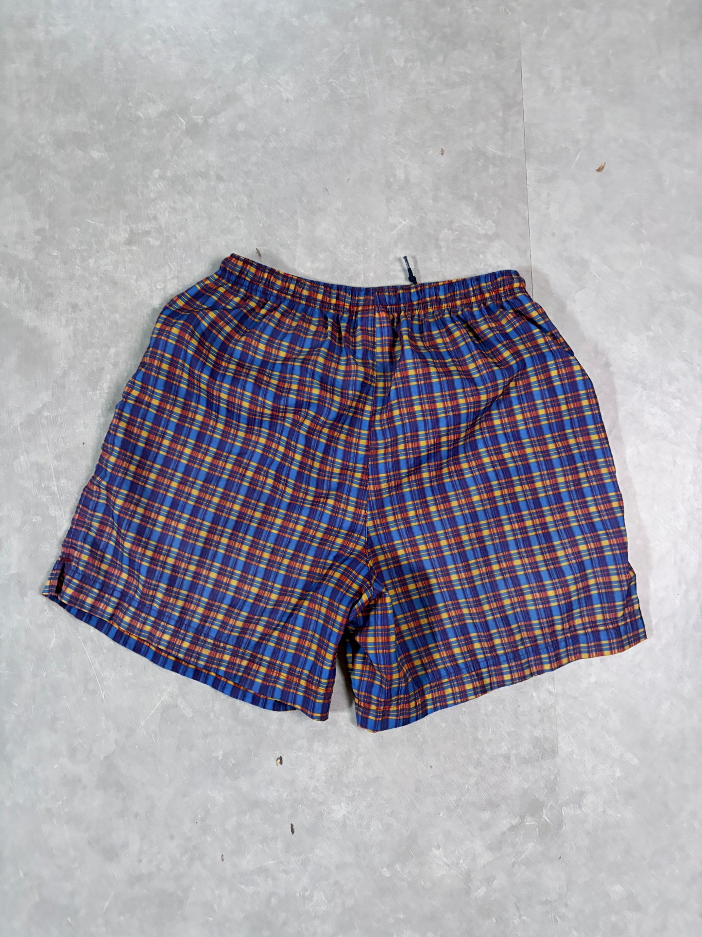 2000's Vintage Nike Plaid Shorts Full Back View