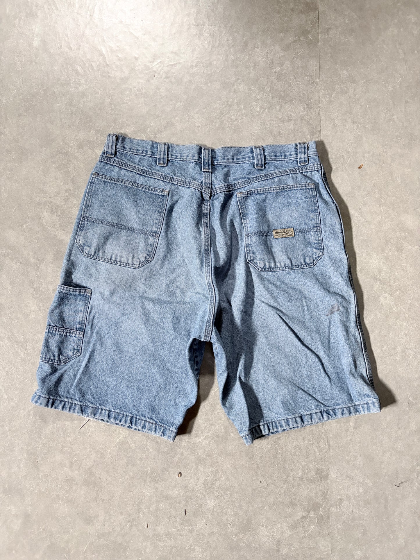 2000s Vintage Wrangler Light Wash Carpenter Jorts -36W