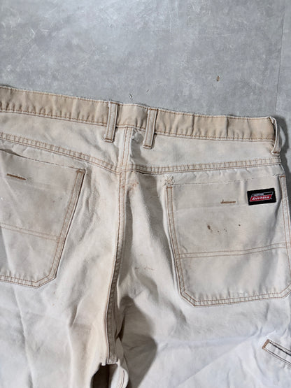 90s Vintage Dickies Distressed Faded Baggy Beige Shorts -36W