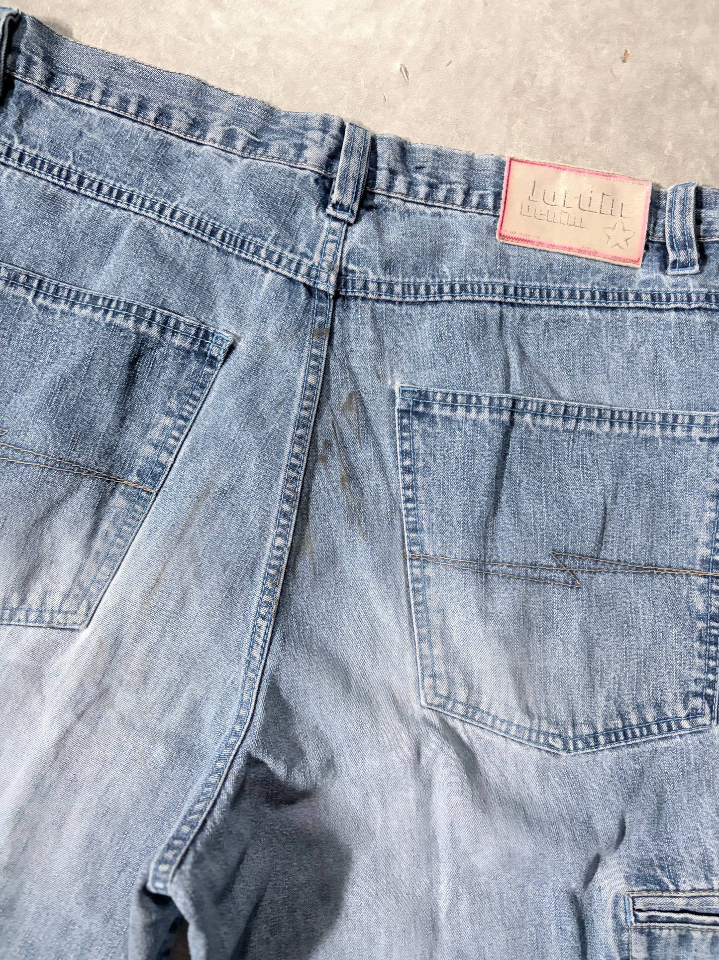 2000s Vintage Jordin Baggy Light Wash Jorts -36W