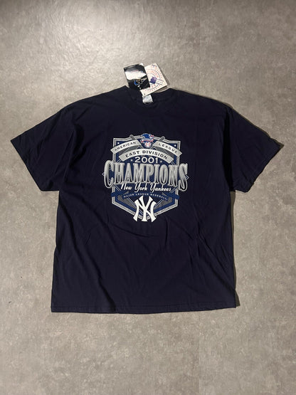 2001 Vintage New York Yankees Division Champs Navy T-Shirt - XXL - XXL | Martin City Vintage