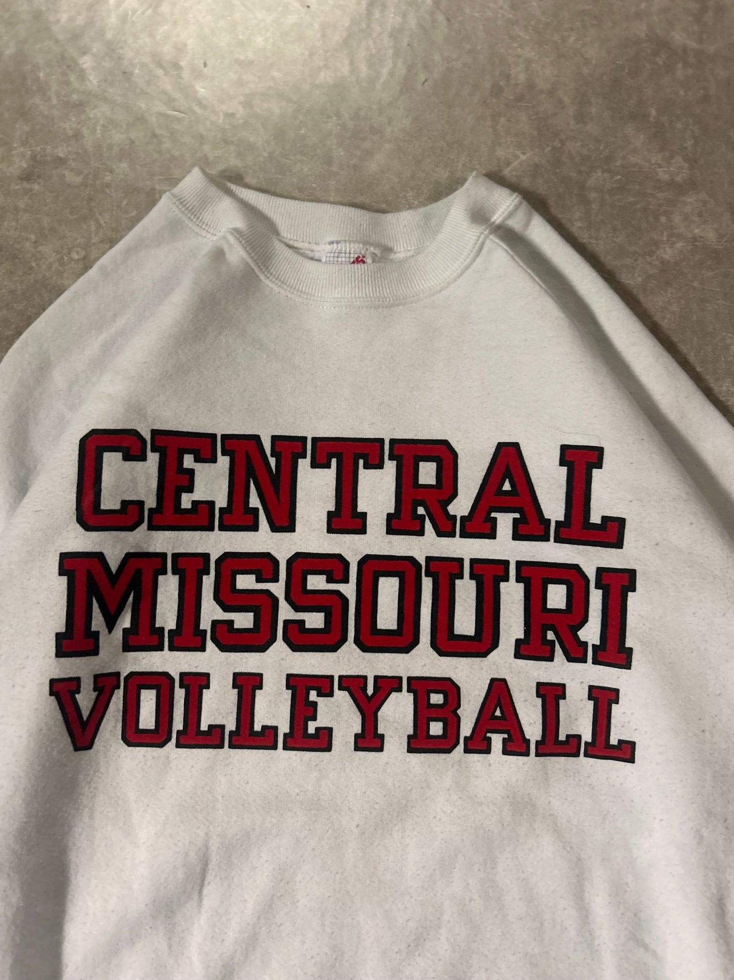 90's Vintage Central Missouri Mules Volleyball White Sweatshirt - XL - XL | Martin City Vintage