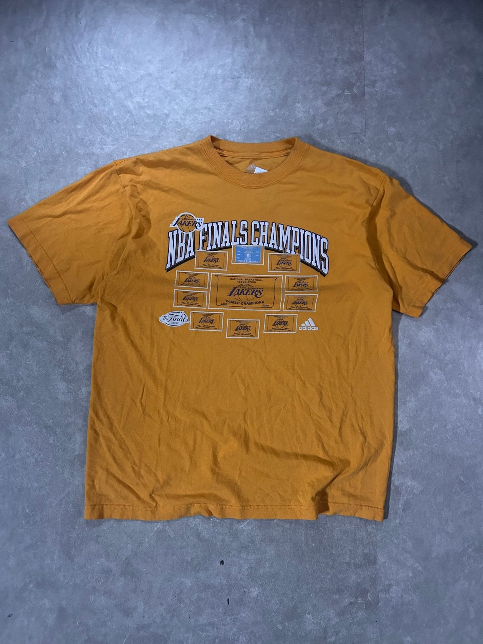 2009 Vintage Los Angeles Lakers NBA Champion Adidas Yellow T-Shirt - L - L | Martin City Vintage
