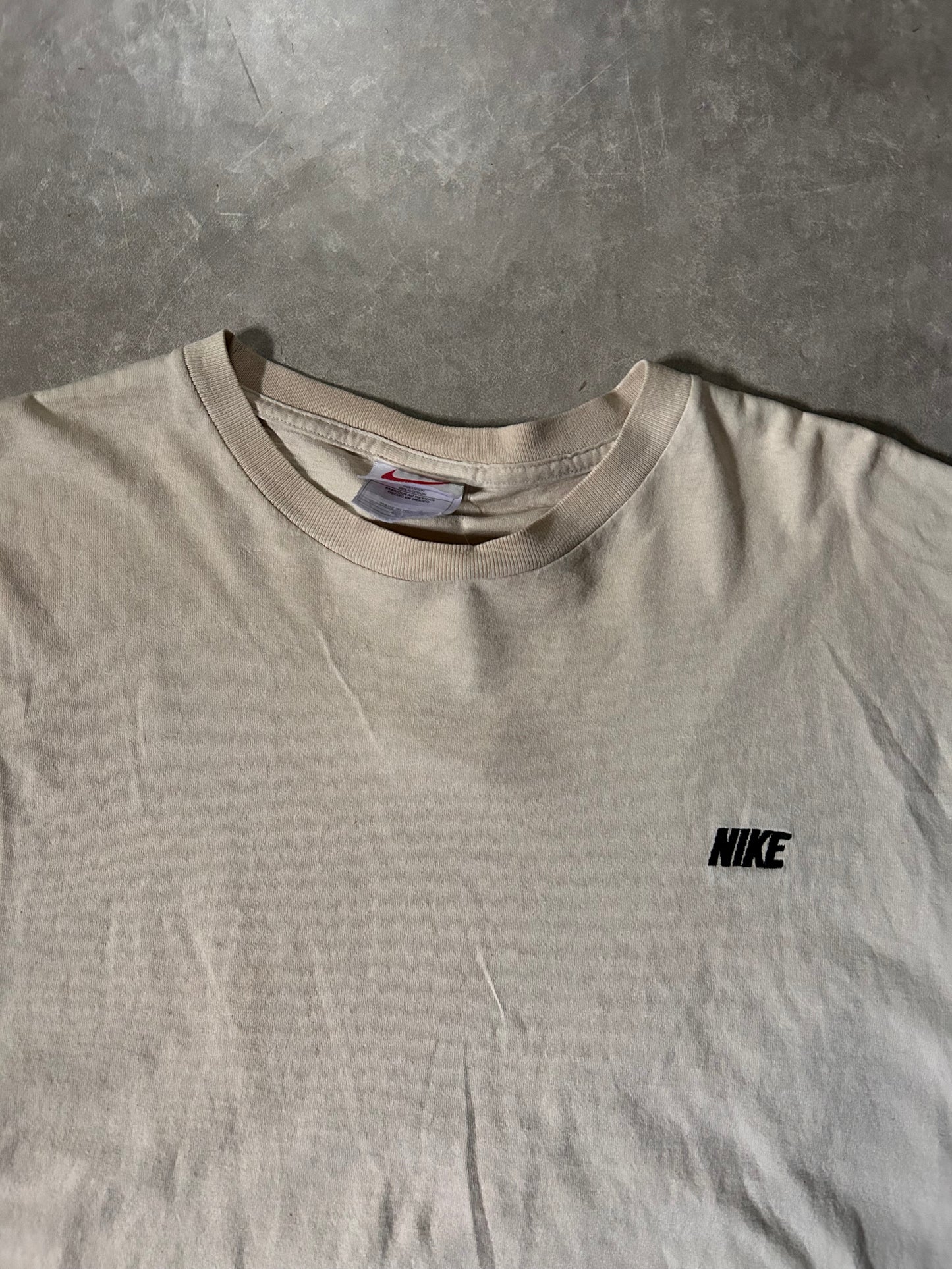 90s Vintage Nike Embroidered Logo Beige T Shirt Close Up