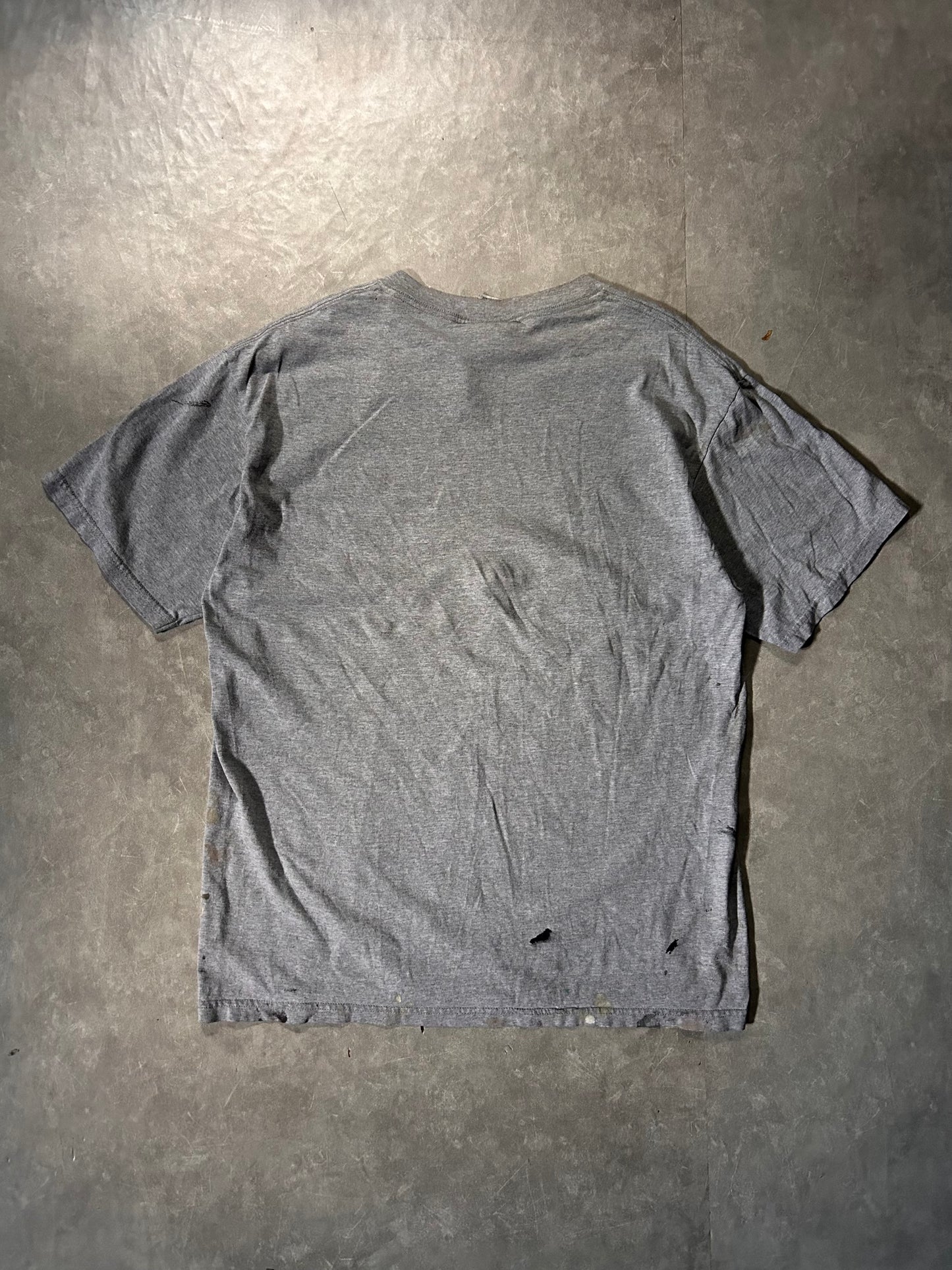 90's Vintage Kansas City Chiefs Distressed Paint Splatter Grey T-Shirt Full Back View