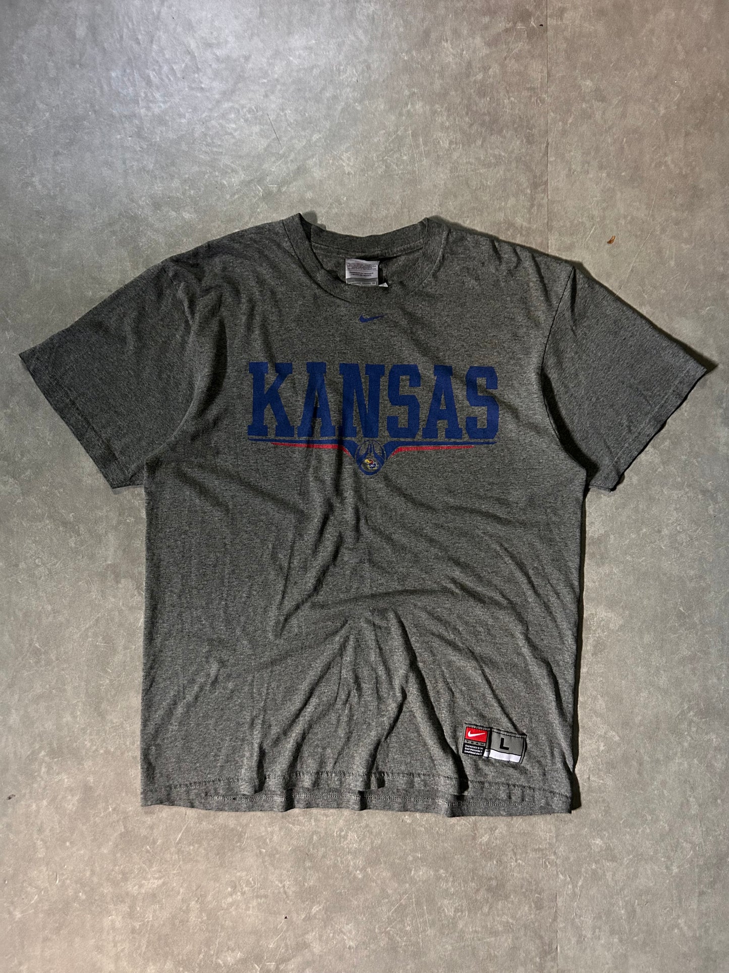 2000's Vintage Kansas Jayhawks Nike Grey T-Shirt Full Front View