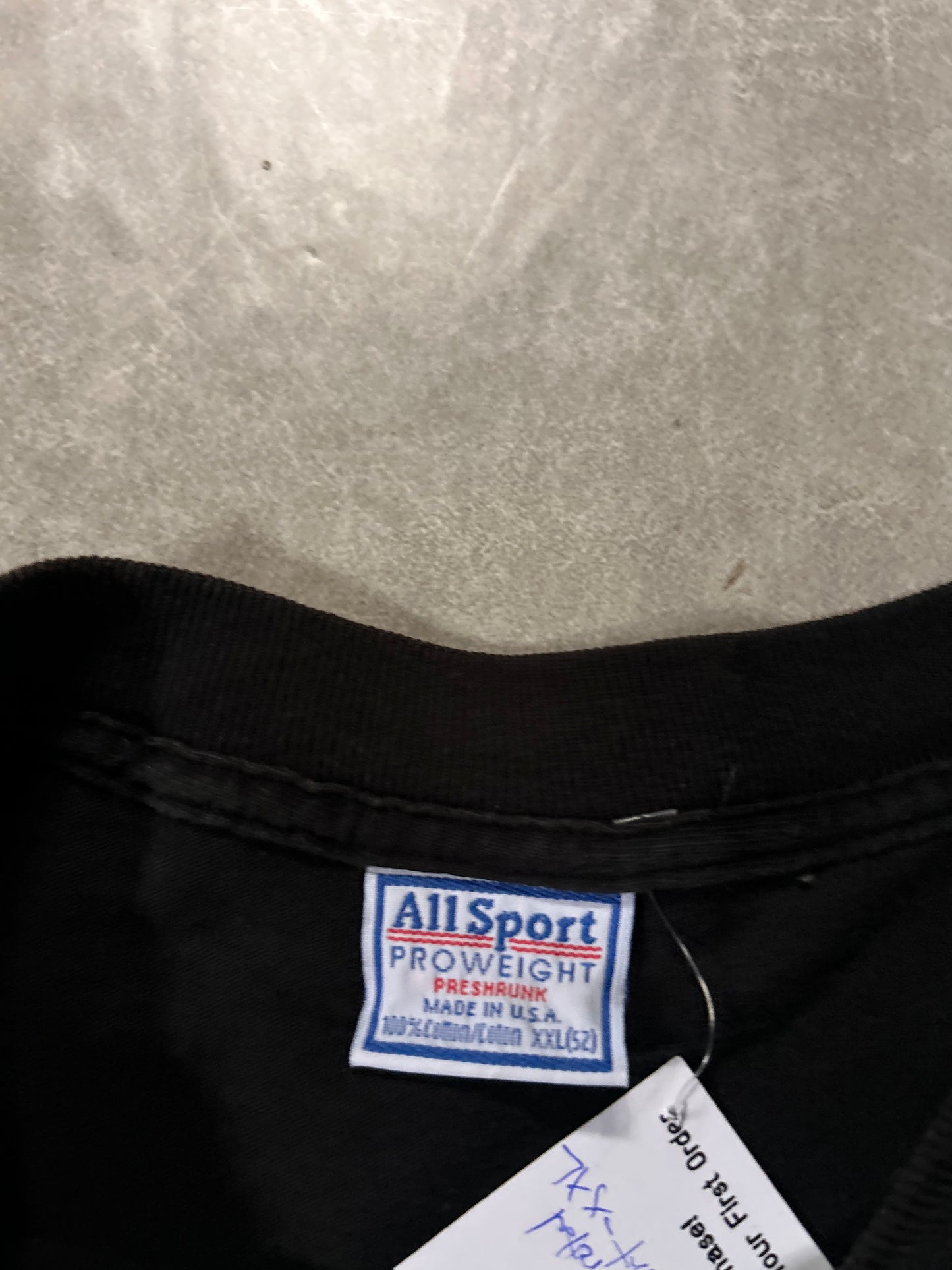 90's Vintage Alice Cooper Brutal Planet Black T-Shirt Tag Close Up Detail