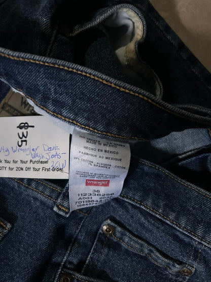 2000's Vintage Wrangler Dark Wash Jorts - 36W - 36 | Martin City Vintage