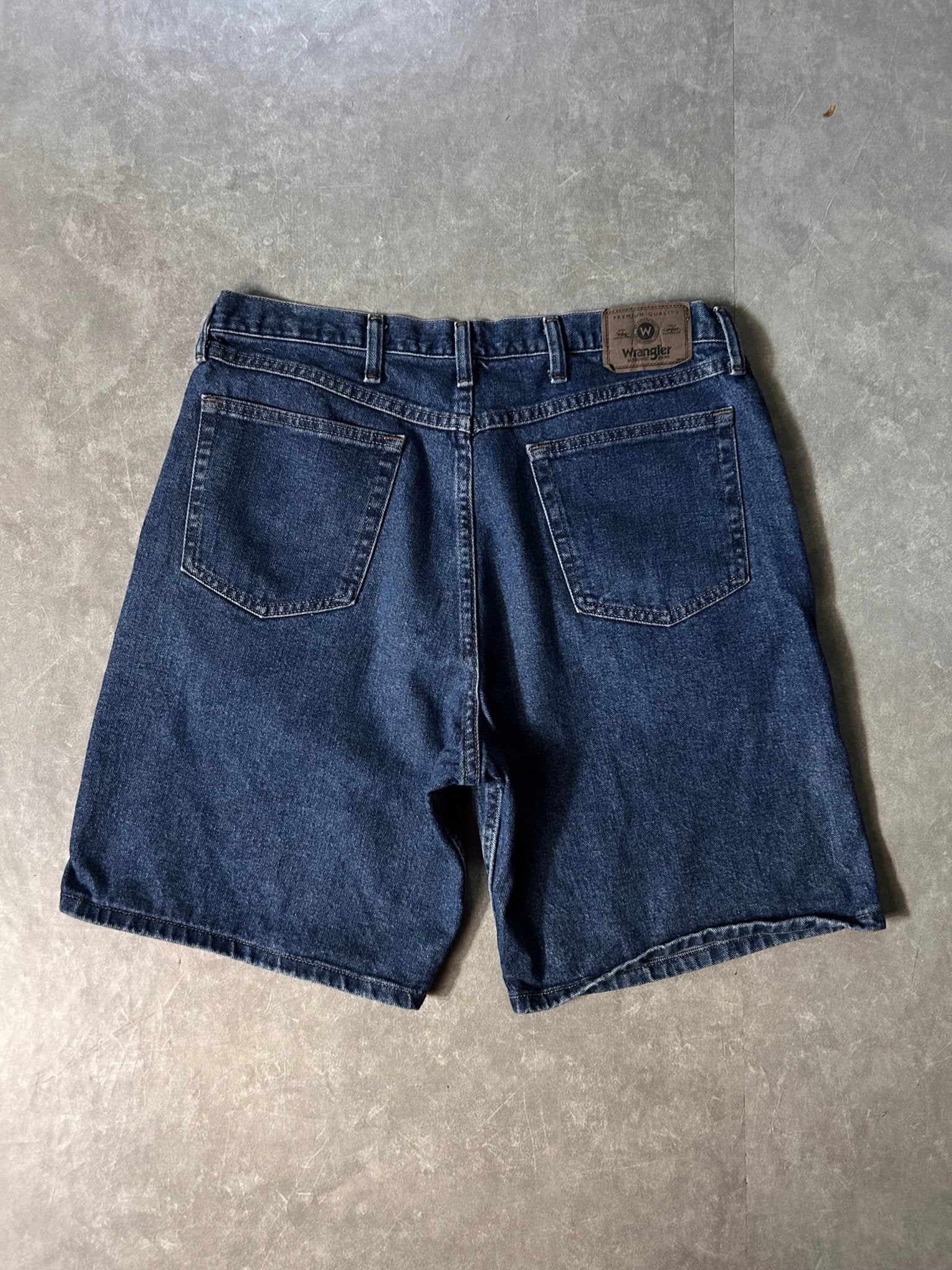 2000's Vintage Wranger Dark Wash Jorts - 36W - 36 | Martin City Vintage