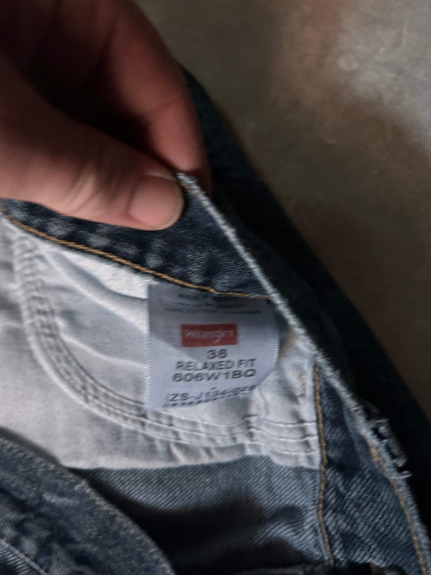 2000's Vintage Baggy Dark Wash Jean Shorts - 36W - 36 | Martin City Vintage