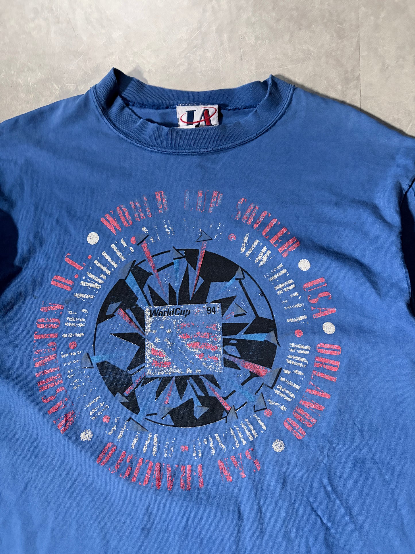 1994 Vintage FIFA World Cup Faded Blue T Shirt -L
