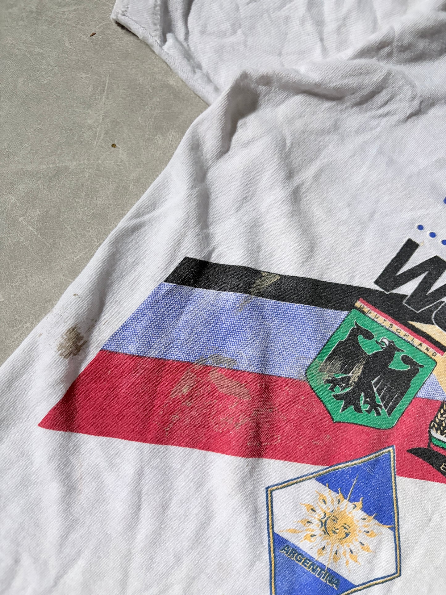1994 Vintage FIFA World Cup Dallas Distressed Big Print White T Shirt -L