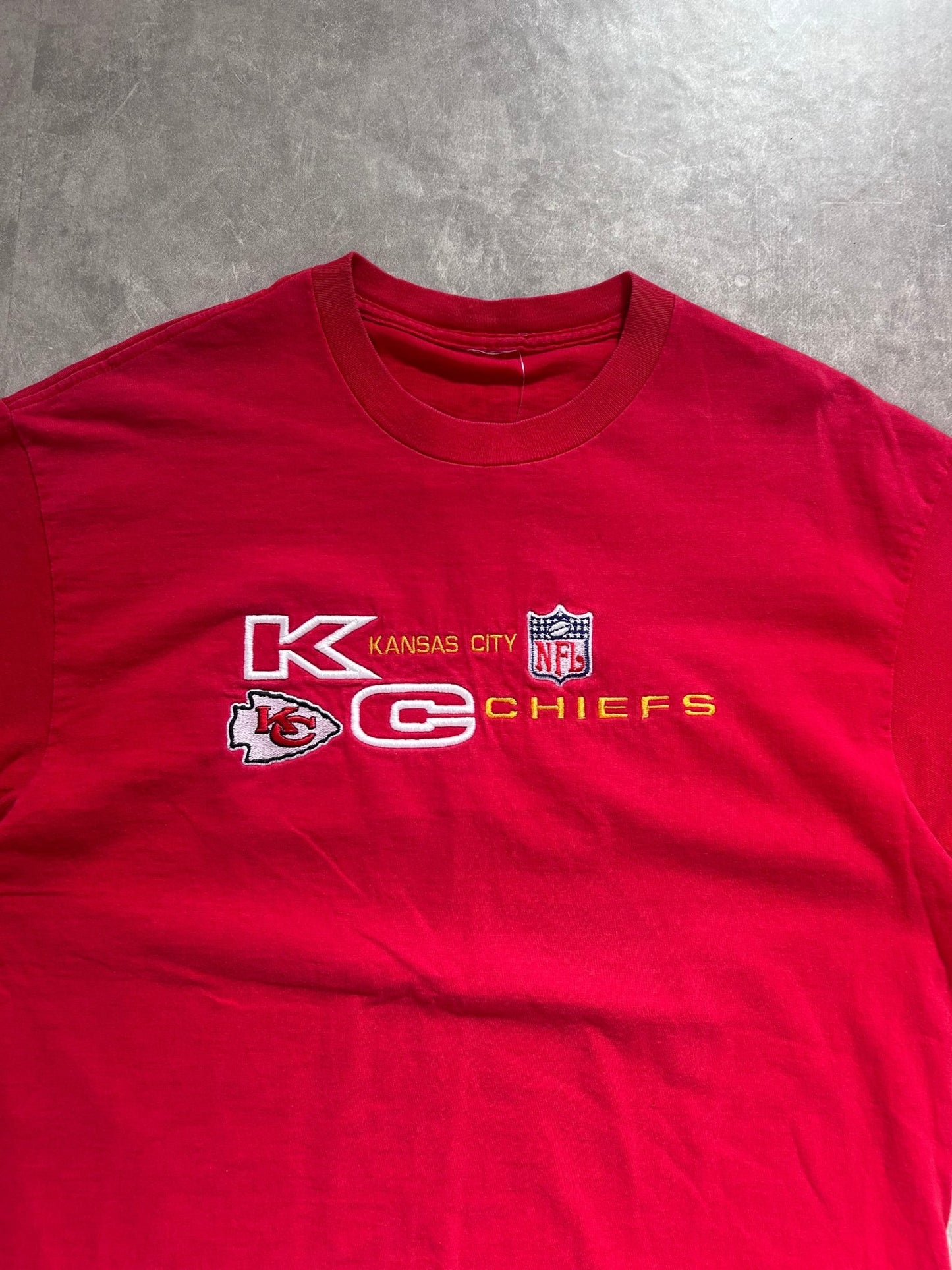 90s Vintage Kansas City Chiefs Red Embroidered T Shirt Size L - L | Martin City Vintage