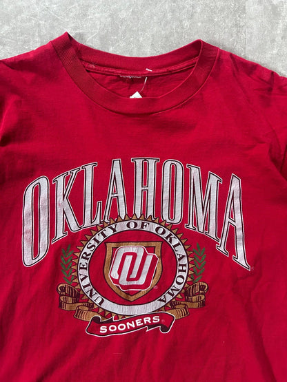 90s Vintage Oklahoma Sooners Nutmeg Crest Red T Shirt Size M - M | Martin City Vintage