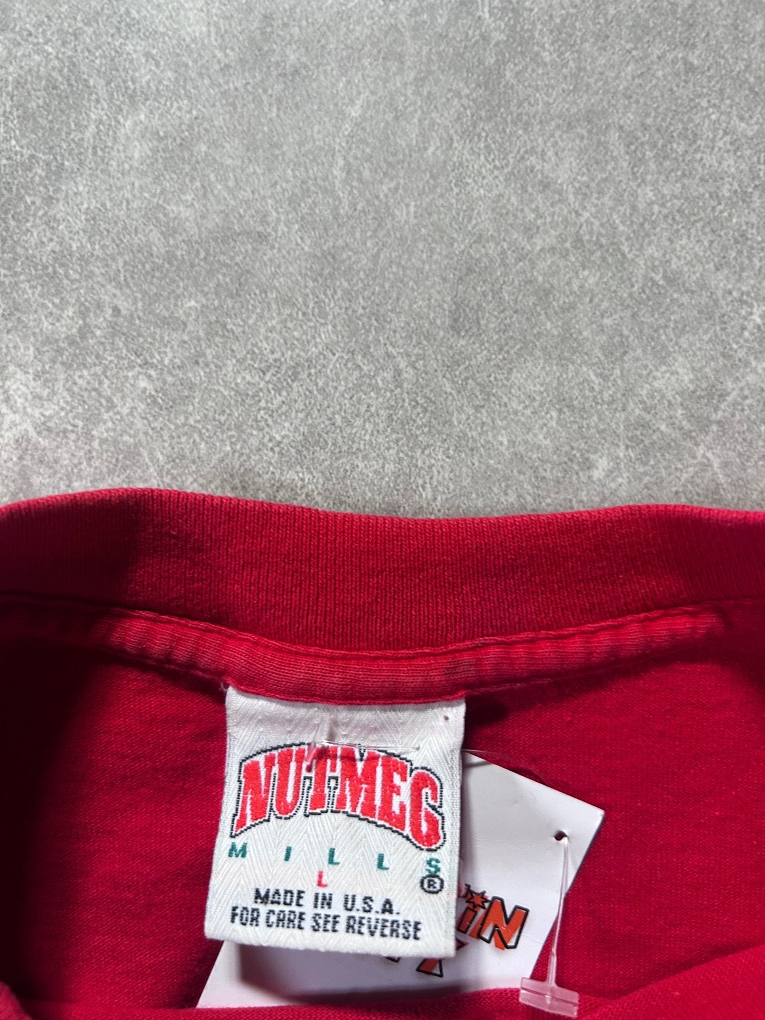 90s Vintage Detroit Red Wings Locker Room Red T Shirt Size L - L | Martin City Vintage