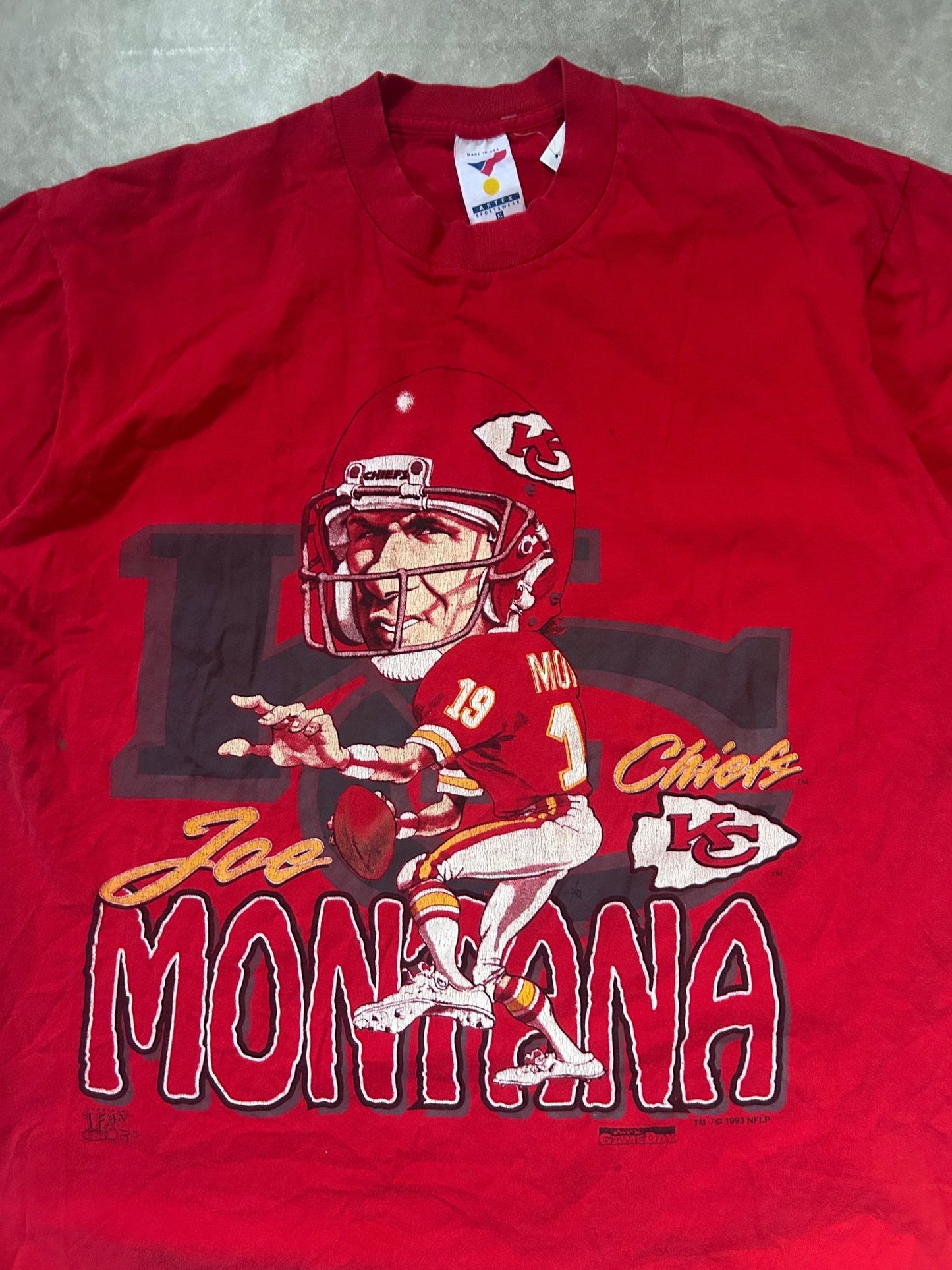 90s Vintage Kansas City Joe Montana Caricature Red T Shirt Size XL - XL | Martin City Vintage