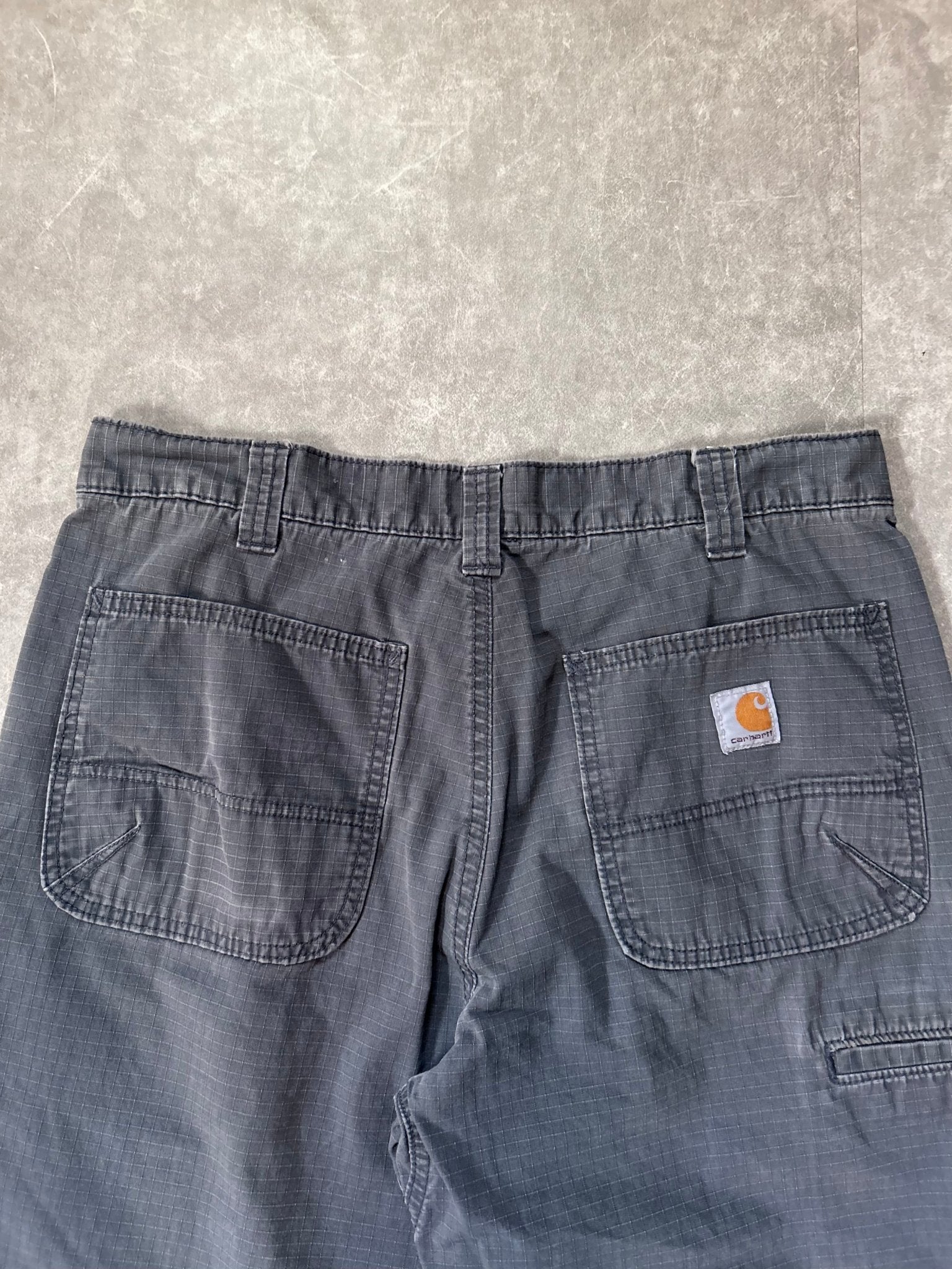 Carhartt Distressed Gray Shorts Size 34 - 34 | Martin City Vintage