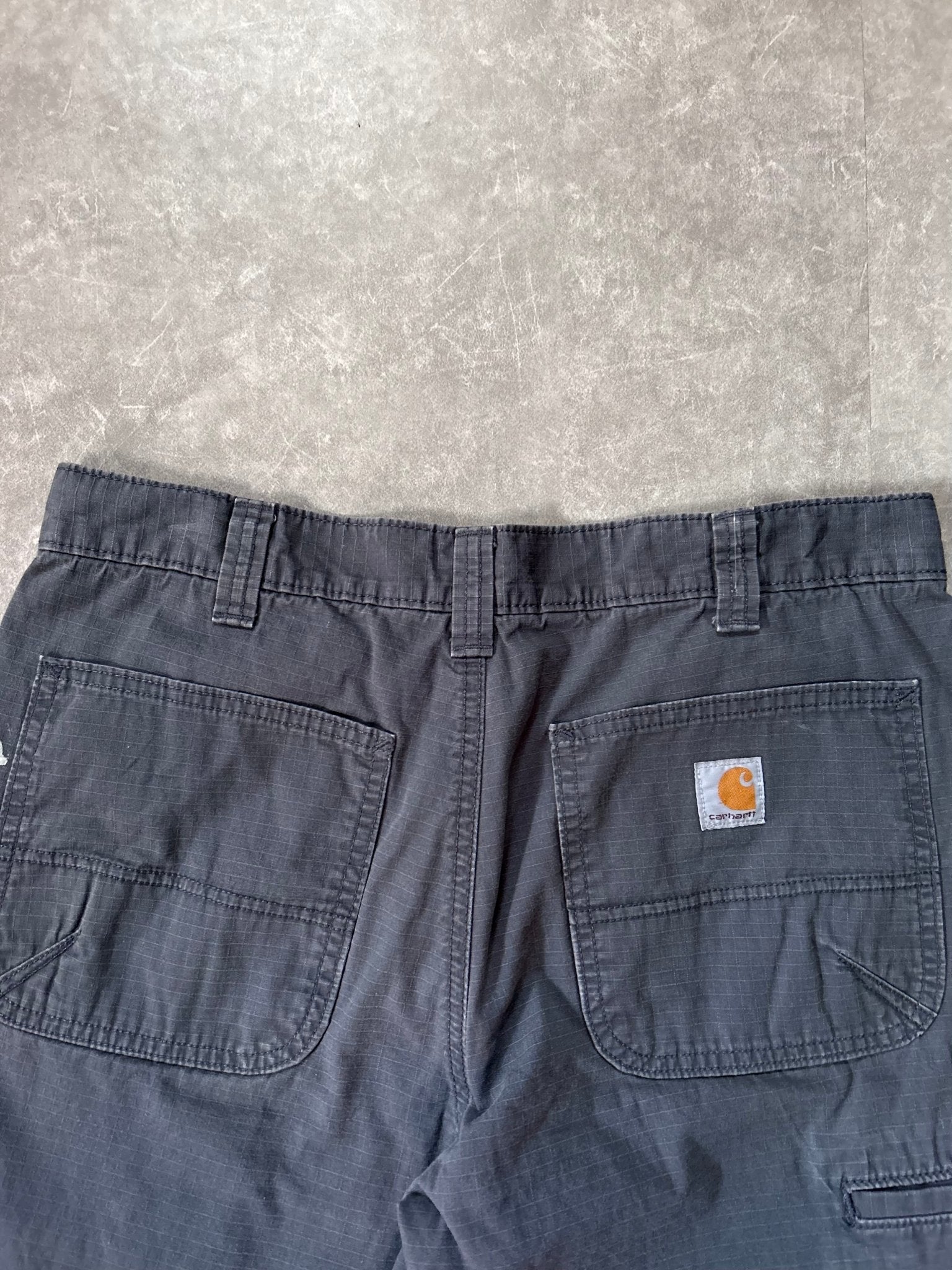 Carhartt Distressed Grey Shorts Size 34 - 34 | Martin City Vintage