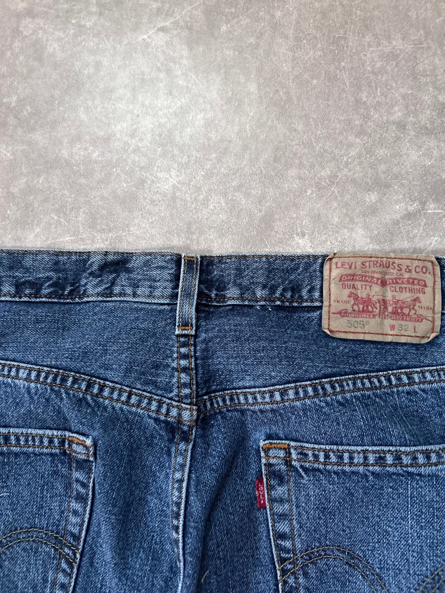 2000s Vintage Levi's 505 Dark Wash Jorts 32 - 32 | Martin City Vintage